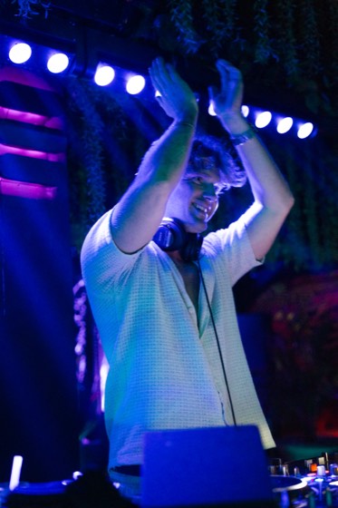 Mike playing a set.
